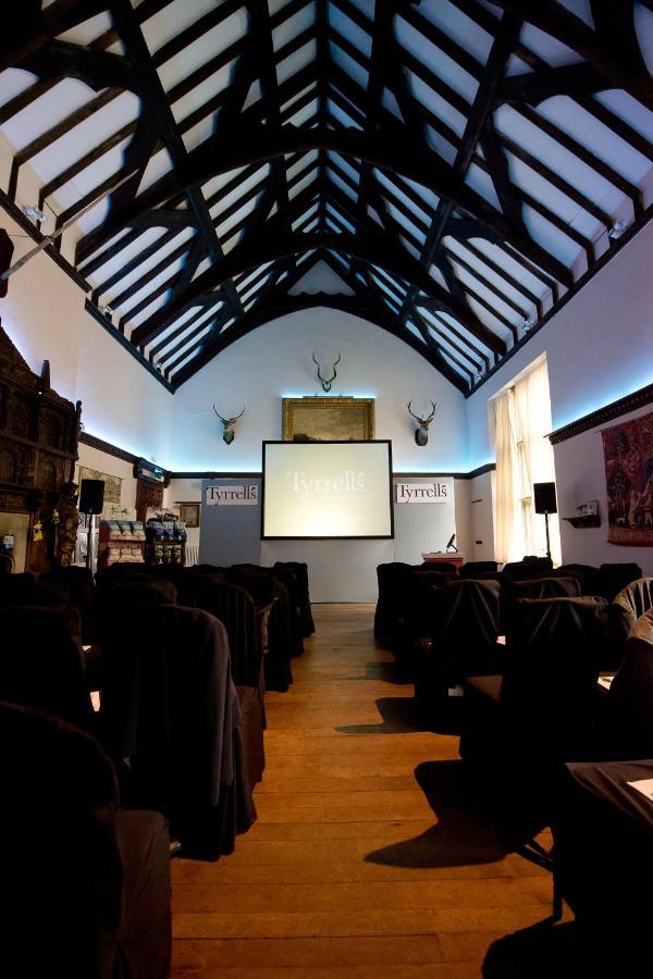 Burton Court Country house *