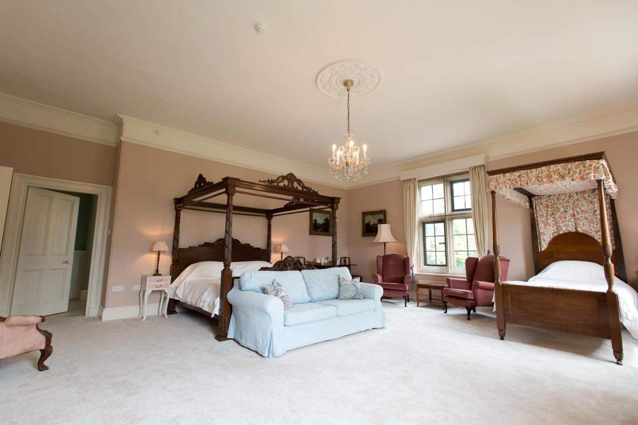 Burton Court * Dilwyn