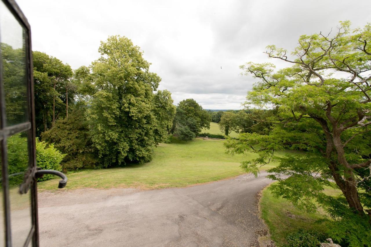 Country house Burton Court *